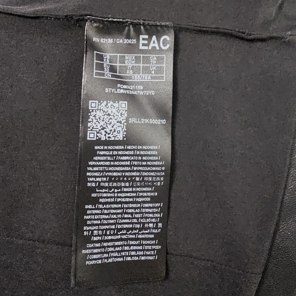 GUESS Size XS Faux-Leather Collarless Moto Black Zipper Jacket Waist Length - Picture 15 of 16